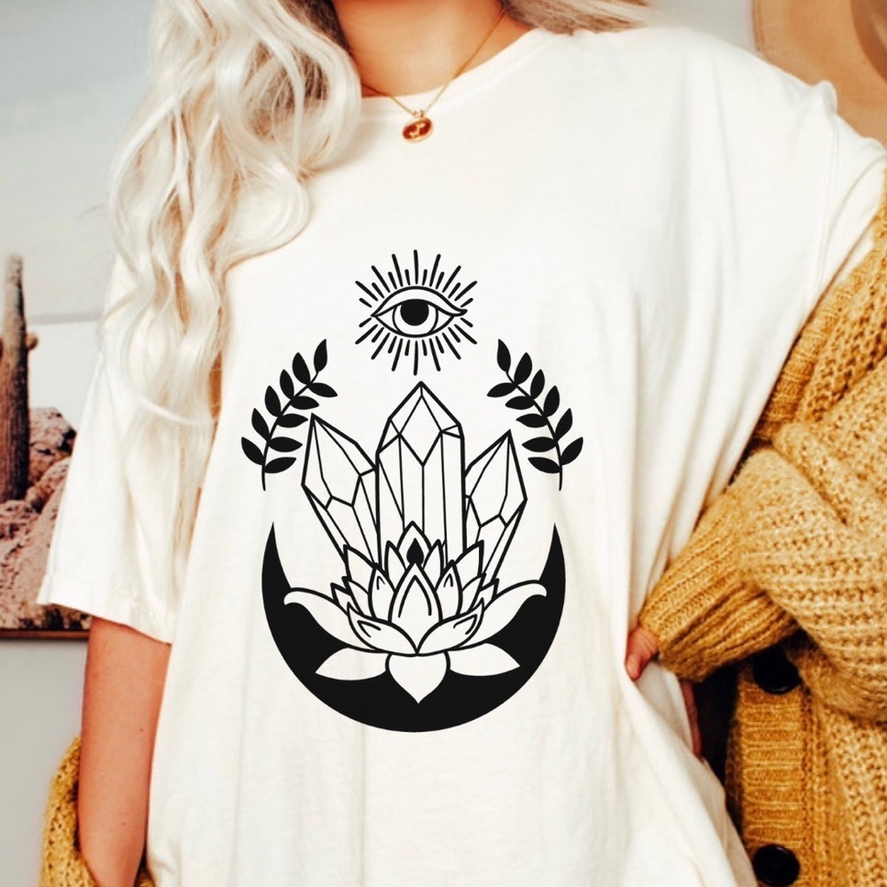 Mystical Evil Eye Crew Neck Short Sleeve Tee Shirt.